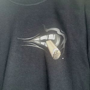 Moonshine t shirt size med. Unisex